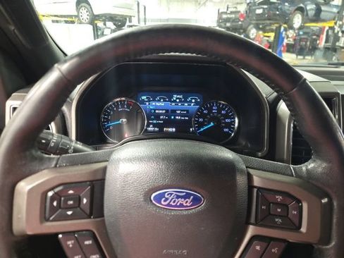Used 2019 Ford Expedition Max XLT w/ Equipment Group 202A AWD/4WD image 17