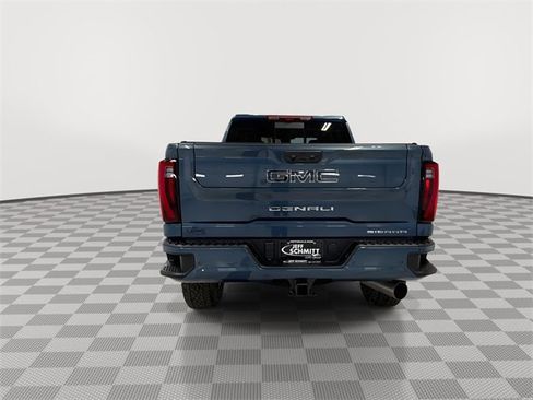New 2026 GMC Sierra 2500 Denali Ultimate w/ Max Trailering Package image 9
