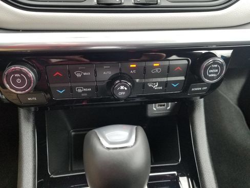 Used 2024 Jeep Compass Limited AWD/4WD image 20