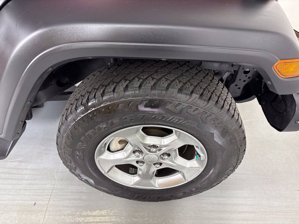 Used 2021 Jeep Wrangler Unlimited Sport AWD/4WD image 11
