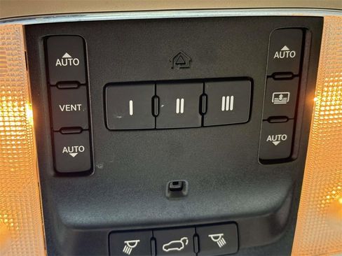 Used 2021 Jeep Grand Cherokee Summit image 11