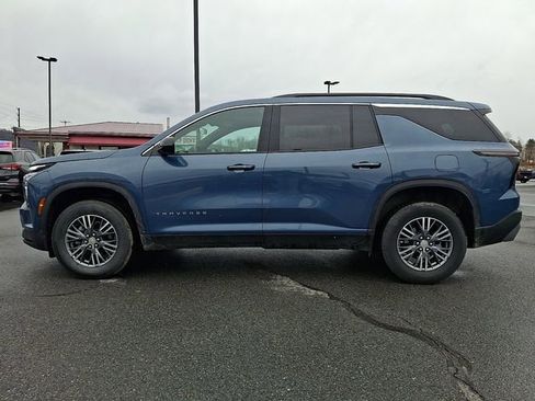 Certified 2025 Chevrolet Traverse LT image 7