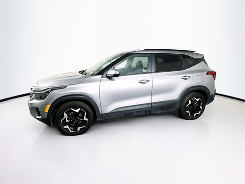 Used 2025 Kia Seltos S image 4