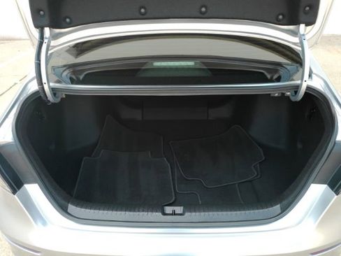 Used 2025 Honda Accord LX image 25