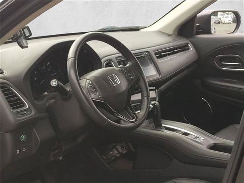 Used 2018 Honda HR-V EX-L image 8