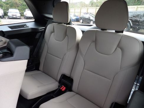 New 2026 Volvo XC90 B6 Plus w/ Protection Package Premier AWD/4WD image 27