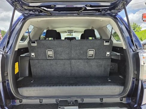 Used 2015 Toyota 4Runner SR5 RWD image 7