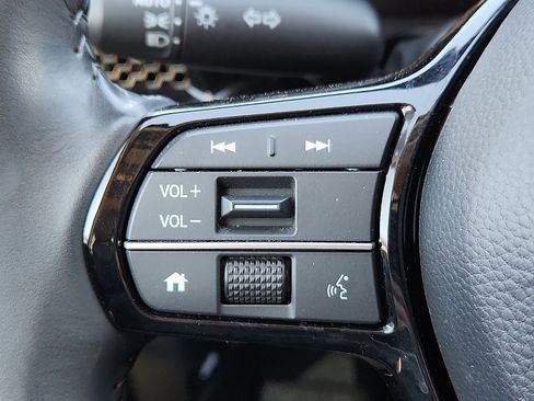 Used 2023 Honda CR-V EX-L image 17