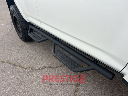 Used 2020 Toyota 4Runner TRD Off-Road Premium AWD/4WD image 15
