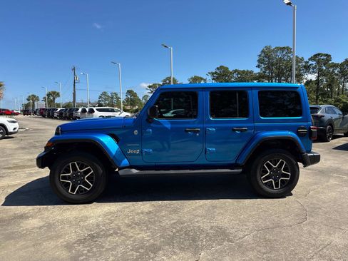 Certified 2024 Jeep Wrangler Unlimited Sahara AWD/4WD image 6