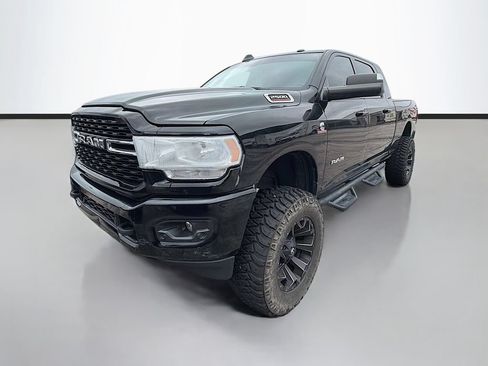 Used 2022 RAM 2500 Big Horn w/ Level C Equiment Group AWD/4WD image 5