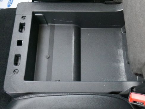 Used 2023 Ford F250 Lariat image 36