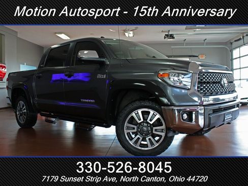 Used 2018 Toyota Tundra SR5 w/ TRD Off Road Package AWD/4WD image 2