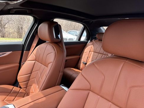 New 2026 BMW 760i xDrive AWD/4WD image 33