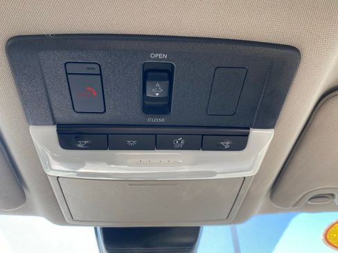 Used 2022 Nissan Altima 2.5 Platinum image 27