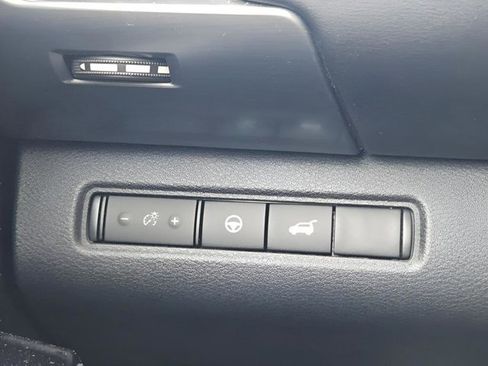 Certified 2023 Nissan Pathfinder SL image 30