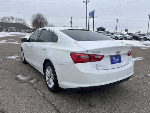 Used 2017 Chevrolet Malibu LT image 6