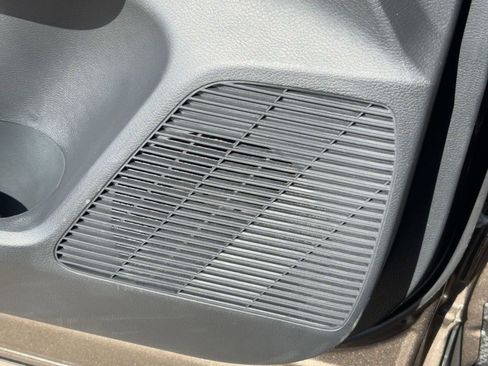 New 2026 Nissan Kicks S image 21