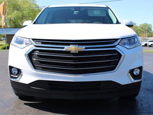 Used 2020 Chevrolet Traverse LT w/ Driver Confidence II Package image 2