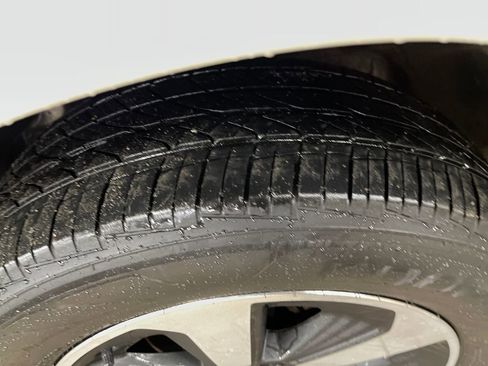 Used 2017 Subaru Forester 2.5i Limited image 29