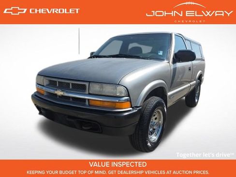 Used 1998 Chevrolet S10 Pickup 4x4 Regular Cab image 1