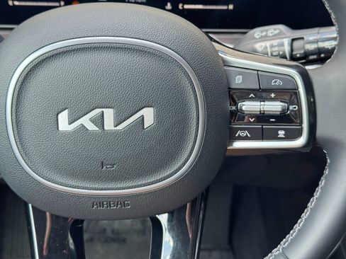Used 2025 Kia Sorento S w/ Panoramic Sunroof Package AWD/4WD image 21