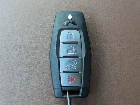 New 2025 Mitsubishi Outlander SEL FWD image 34