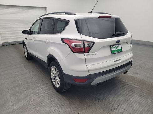 Used 2017 Ford Escape SE w/ Equipment Group 201A image 5