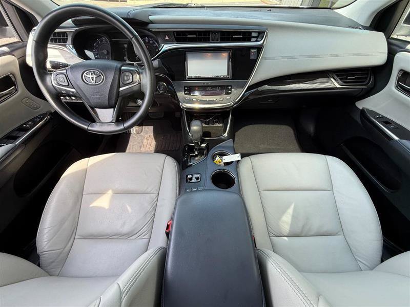 Used 2013 Toyota Avalon XLE Touring FWD image 9