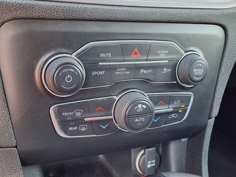 Certified 2023 Dodge Charger GT image 11