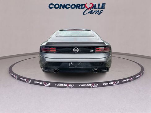 Used 2024 Nissan Z Performance w/ Floor Mat Package RWD image 5