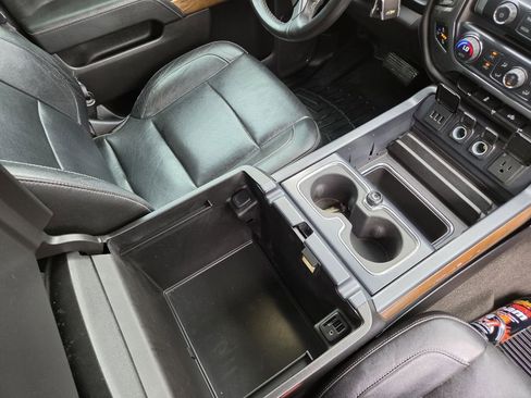 Used 2015 Chevrolet Silverado 1500 LTZ AWD/4WD image 24