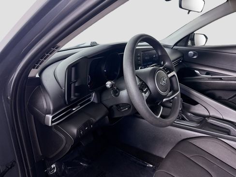 Used 2023 Hyundai Elantra SEL FWD image 23