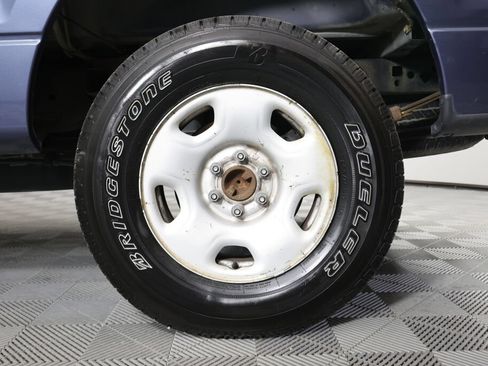 Used 2005 Ford F150 XL RWD image 8