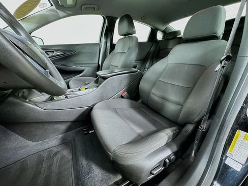 Used 2019 Chevrolet Malibu LT FWD image 11