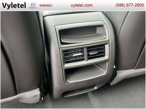 Used 2023 Cadillac XT5 Premium Luxury image 12