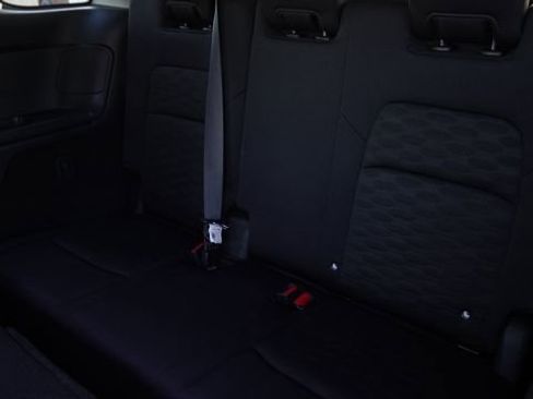 Used 2024 Nissan Pathfinder SV image 15