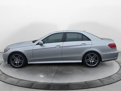Used 2014 Mercedes-Benz E 350 4MATIC Sedan image 2