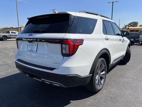 New 2025 Ford Explorer Active w/ Active Comfort Package image 4