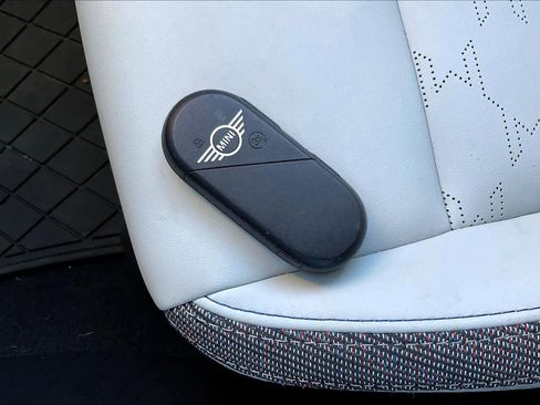 Certified 2025 MINI Cooper S image 15