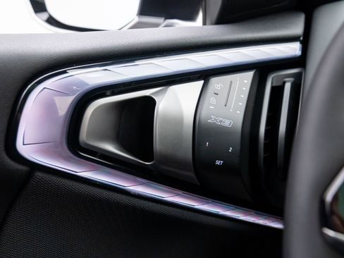 New 2026 BMW X3 xDrive30 w/ Premium Package image 21