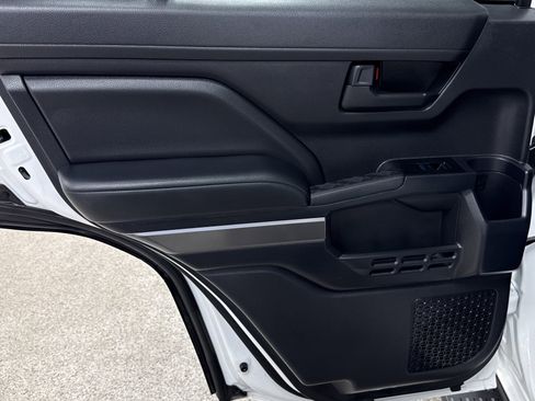 Used 2025 Toyota 4Runner TRD Off-Road image 16