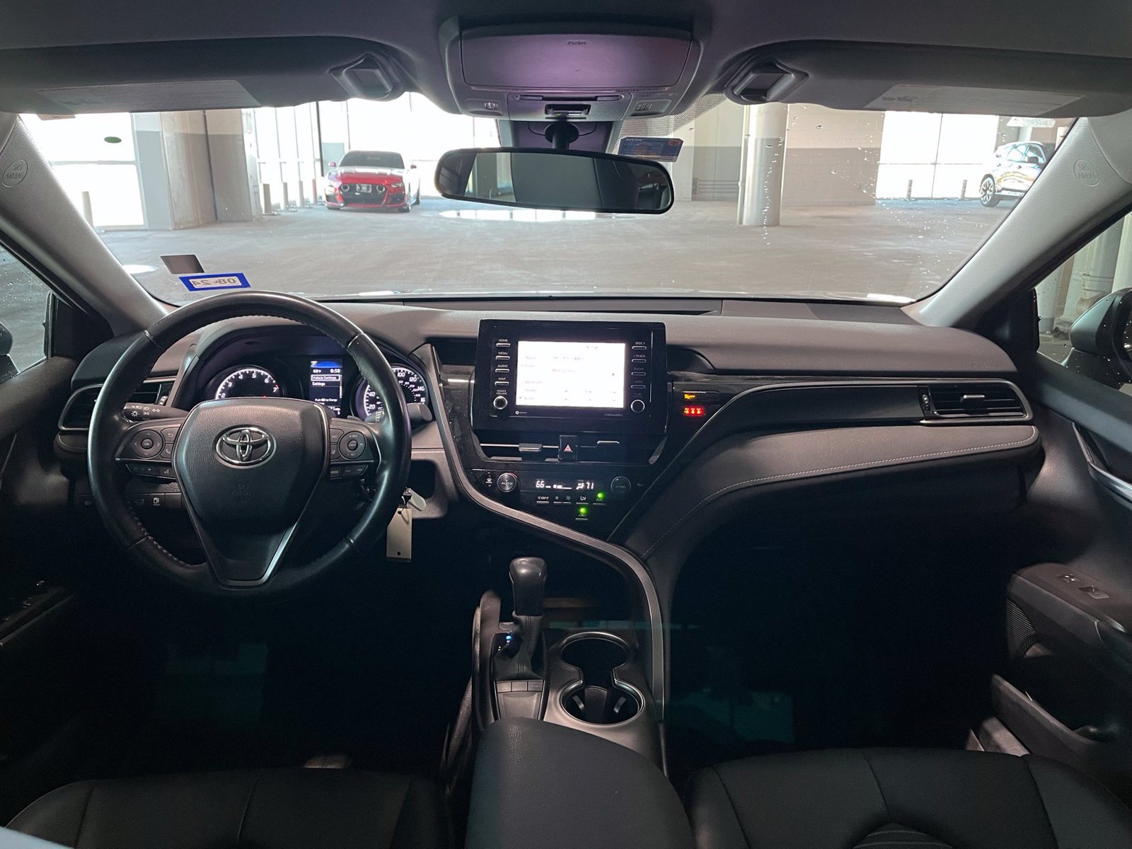 Used 2022 Toyota Camry SE w/ Carpet Mat Package (TMS) FWD image 34