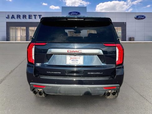 Used 2023 GMC Yukon Denali RWD image 6