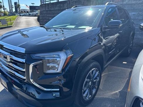 Certified 2026 GMC Terrain Elevation w/ Elevation Premium Package AWD/4WD image 3