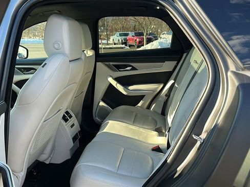 Used 2025 Jaguar F-PACE R-Dynamic S image 21