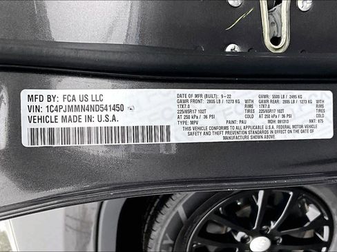 Used 2022 Jeep Cherokee Latitude Lux w/ Sun & Sound Group image 21