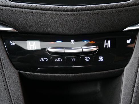 Certified 2023 Cadillac XT5 Premium Luxury w/ Technology Package image 19