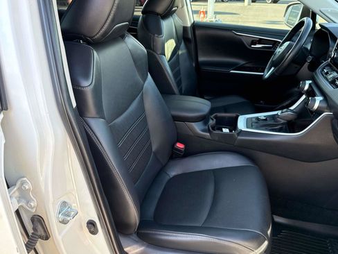 Used 2022 Toyota RAV4 Limited w/ Limited Grade Weather Package AWD/4WD image 17