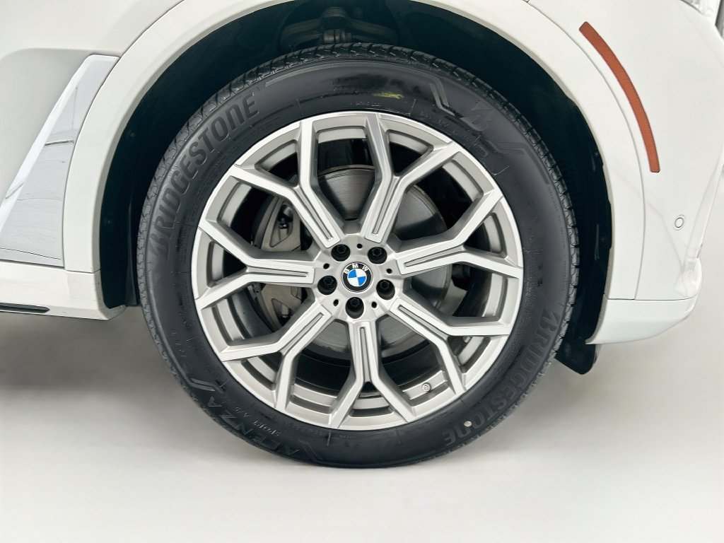 Used 2019 BMW X7 xDrive40i w/ Premium Package AWD/4WD image 31